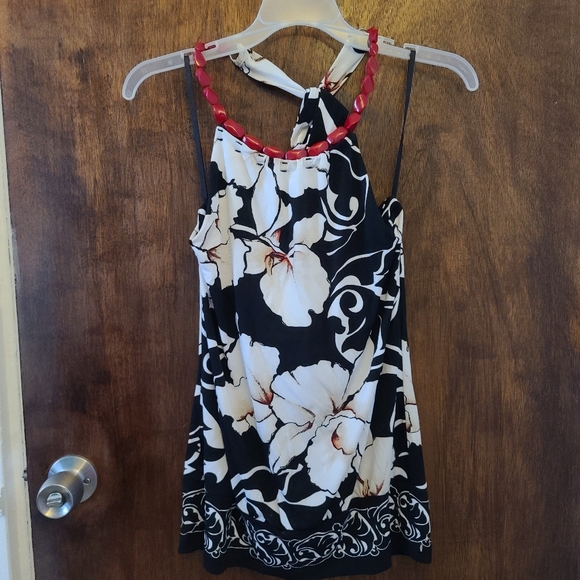 Top - Picture 3 of 3